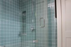 Corner Shower Installed on a Knee Wall in Chantilly.